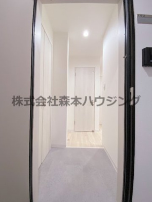 【内装】 | 　スリール萱島東 | 明るい色調の室内です