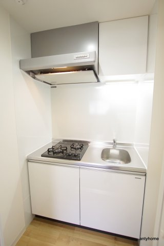 ワコーレヴィータ上新庄WEST 仲介手数料無料のキッチン
