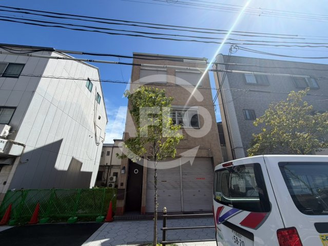 鶴橋一戸建のエントランス|鶴橋一戸建　エントランス
