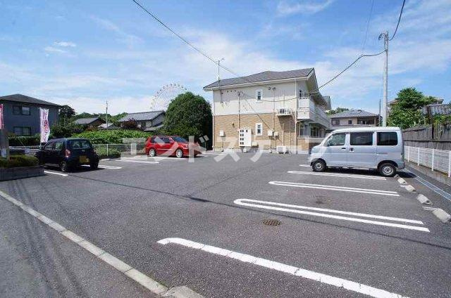 カルム・ド・パルクの駐車場|高崎、前橋のお部屋探しはエンドスケープまで！お客様の理想お聞かせ下さい♪