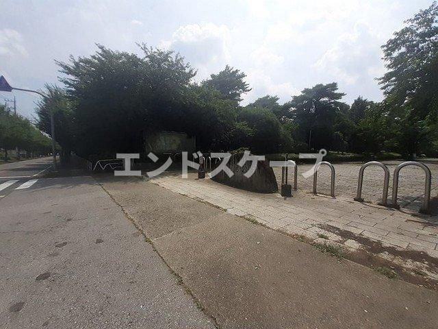 カルム・ド・パルクの周辺|華蔵寺公園まで140m
高崎、前橋のお部屋探しはエンドスケープまで！お客様の理想お聞かせ下さい♪