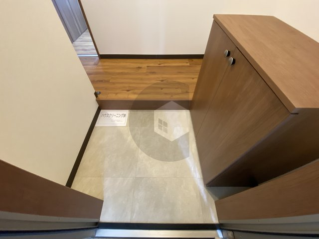ソラーナ岸田堂の玄関