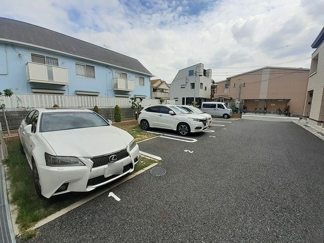 エトワール学文殿Ｂの駐車場