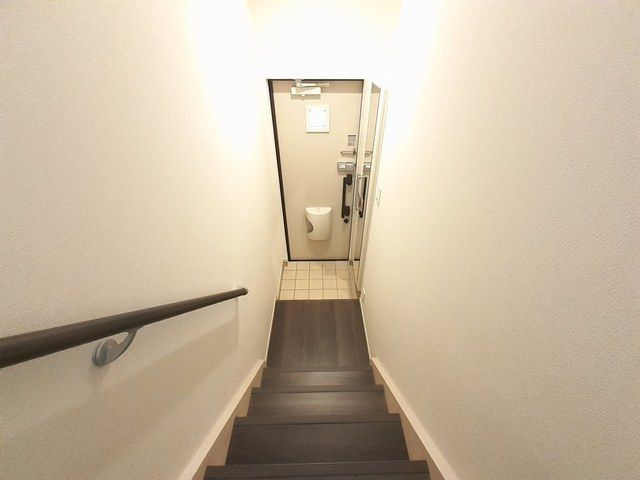 エトワール学文殿Ｂの玄関