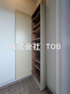 【玄関】 | ウィズ府中レジデンス | シューズボックス※クリーニング完了前※
