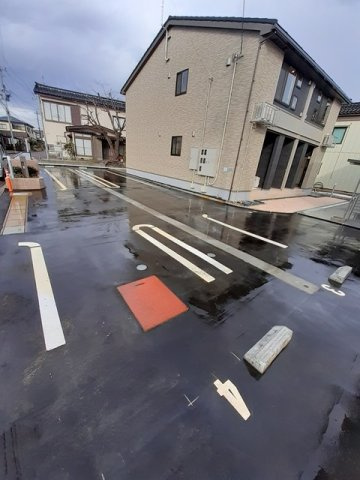 コロラーレ　Ⅱの駐車場|駐車場があります