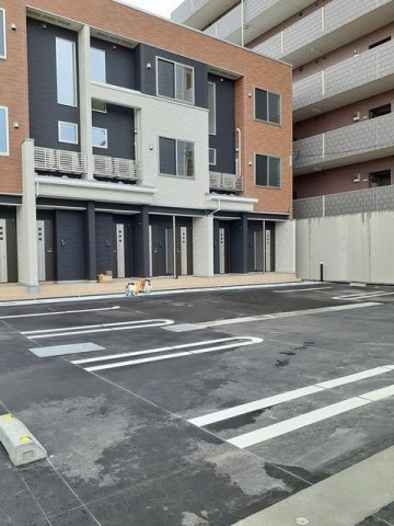 サンレーヴェの駐車場|駐車場完備です