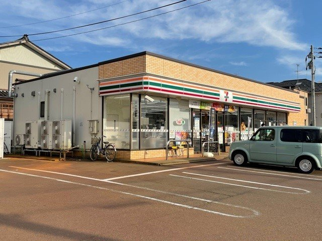 サンレーヴェの周辺|セブンイレブン長岡中島7丁目店まで500m