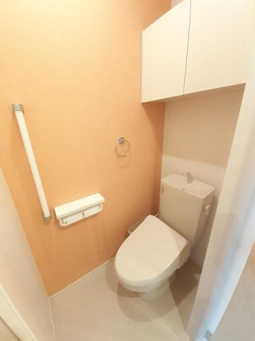 セレノ三和Ⅰのトイレ|清潔感のあるトイレです