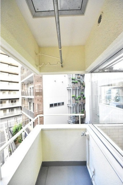 中銀高輪マンシオンのバルコニー