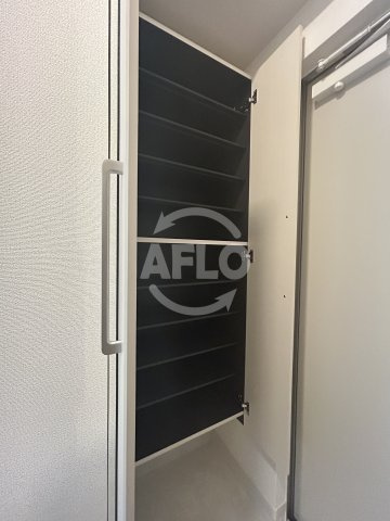 パーチェ　エテルノⅠの内装|シューズボックス