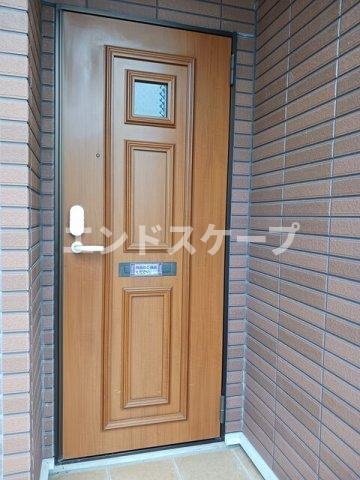 ウィングスＢのエントランス|高崎、前橋のお部屋探しはエンドスケープまで！お客様の理想お聞かせ下さい♪