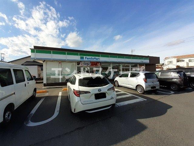 ウィングスＢの周辺|ファミリーマート吉岡下野田店まで900m
高崎、前橋のお部屋探しはエンドスケープまで！お客様の理想お聞かせ下さい♪