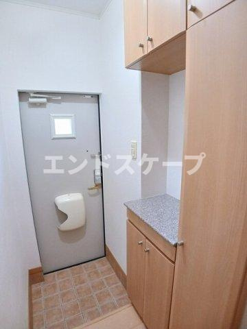 ウィングスＢの玄関|高崎、前橋のお部屋探しはエンドスケープまで！お客様の理想お聞かせ下さい♪