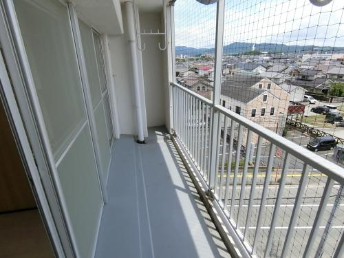 エサキ南ビルのバルコニー|落ち着いた時間を過ごせるバルコニーです