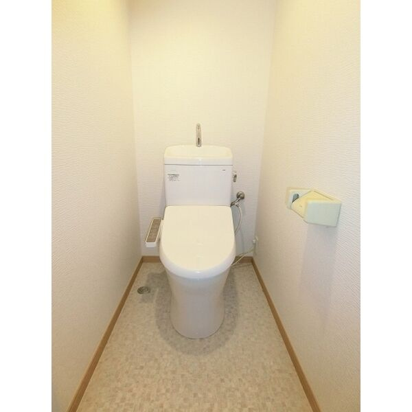エサキ南ビルのトイレ|シンプルで使いやすいトイレです