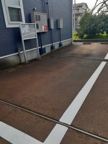 リープルの駐車場|カースペースがあります