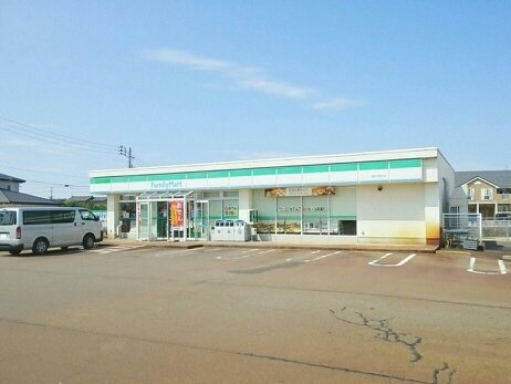 カームリー　Ⅰの周辺|ファミリーマートまで400m