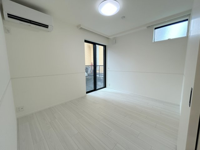 ＣＯＳＭＯ　ＡＴＲＩＯの洋室