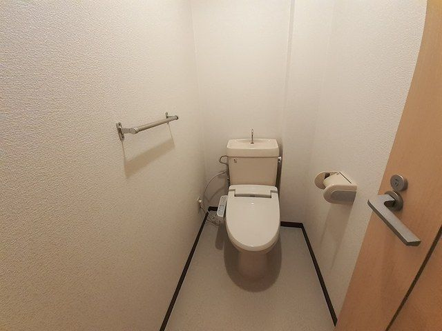 ウエストコートＴＡＮＩＧＡＭＩのトイレ