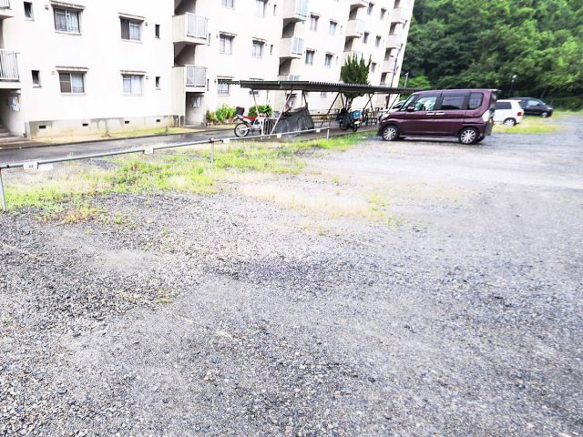 【駐車場】 | ビレッジハウス広江