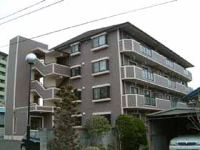 エミネンス長久保の外観
