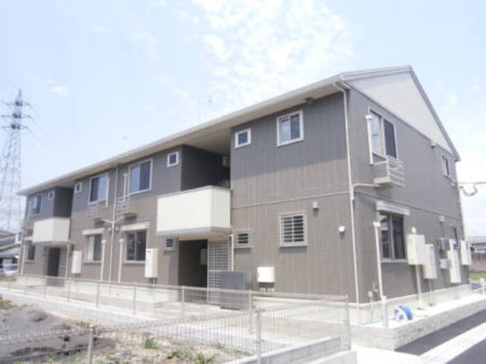 シュトラールの外観|お洒落な外観です★