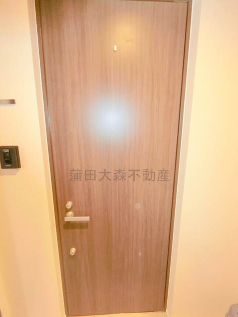 プルナス蒲田の玄関
