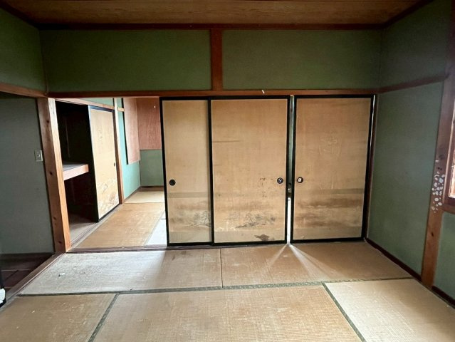 琴浦町松谷貸家の和室