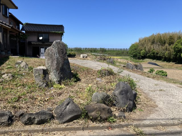 琴浦町松谷貸家の庭