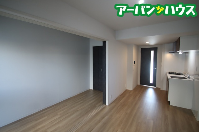 サーパスフォーシア大供の洋室