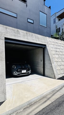 Private Retreat in Kamakura.週末は稲村ガ崎に帰るの周辺