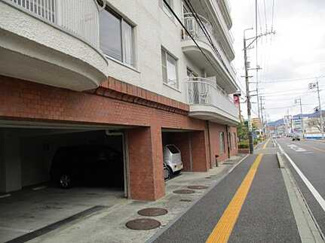 【駐車場】 | 【上質リノベ】楽々園豊栄ハイツ