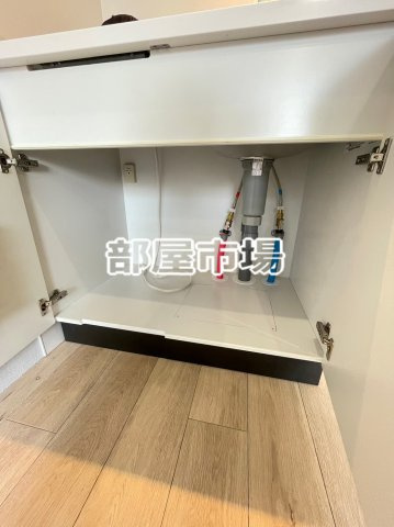 チャルテ入谷のキッチン|収納