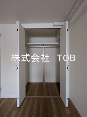 【収納】 | ＰＡＲＫ ＭＯＤＥＲＮ つつじヶ丘 | 洋室5.6帖　収納