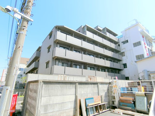 ルーブル多摩川七番館の外観