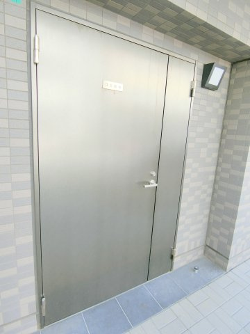 ルーブル多摩川七番館のその他共用部分|曜日時間関係なくゴミ出し可能なゴミ捨て場