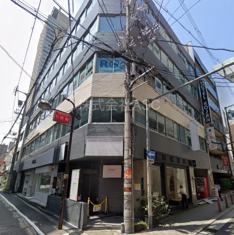 アカナスビルヂング心斎橋の洋室
