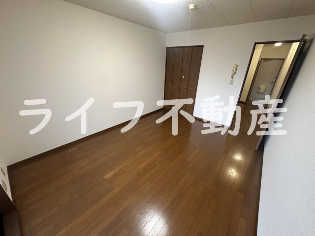 プレジール加納の寝室|落ち着いて過ごせるお部屋なので、寝室にいかがでしょうか