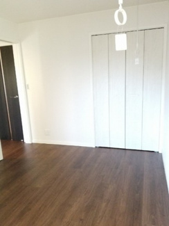【寝室】 | Fale Camellia