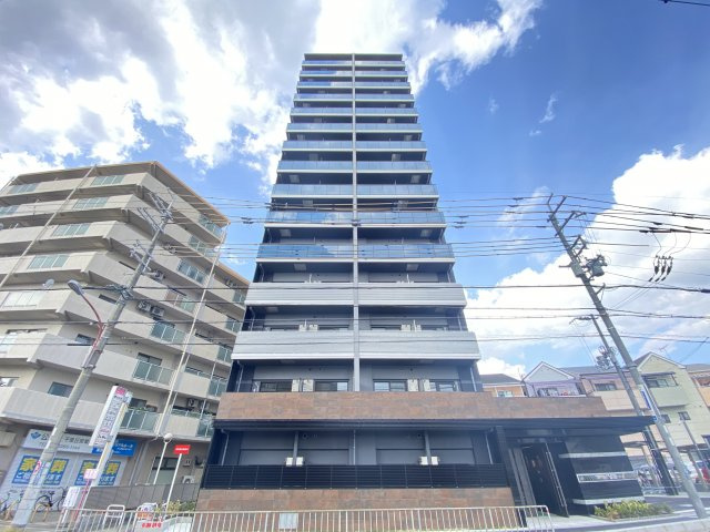 S-RESIDENCE千里丘の外観