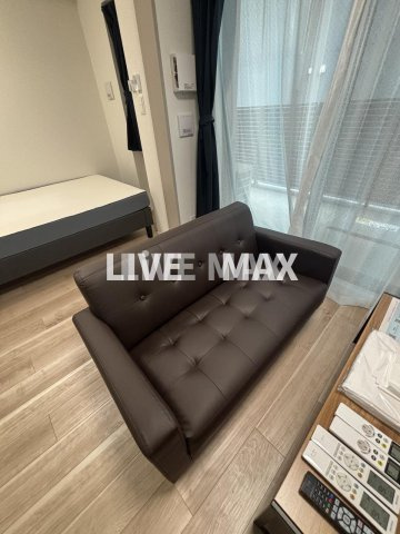 【居間・リビング】la Waison NAMBA west