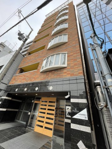 大阪市中央区島之内２丁目の賃貸マンションの外観