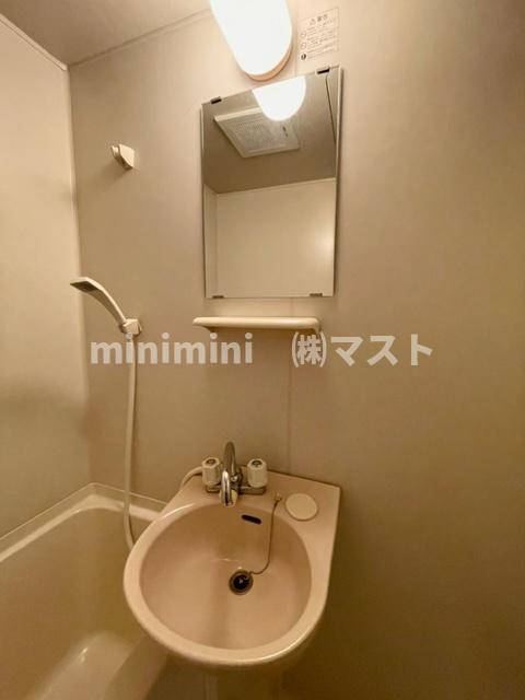 大阪市中央区島之内２丁目の賃貸マンションの洗面所