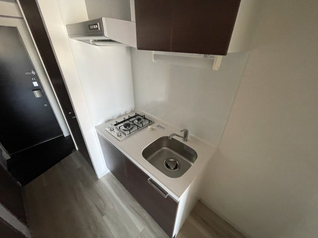 プレサンスKOBEシフォンのキッチン|同物件別部屋写真