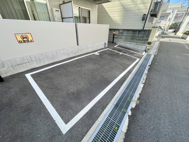 D-Square深江本町の駐車場