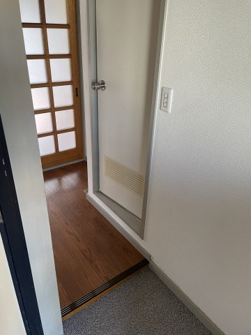 サンハイツ厚木の玄関