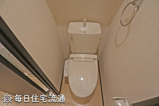 【トイレ】 | スリィ