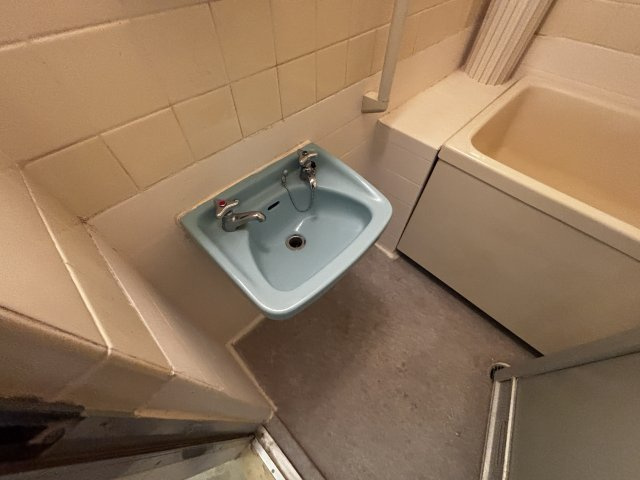 神戸市灘区新在家南町４丁目の賃貸マンションの洗面所