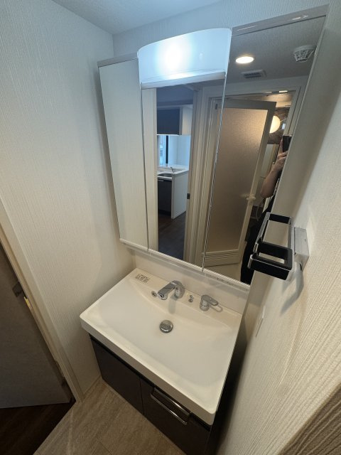 西宮市松原町の賃貸マンションの洗面所